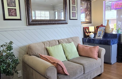 Bitter Lake Hotel | Beston Inn Seattle