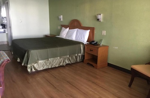 Madison Hotel | Bestway Inn - Madison