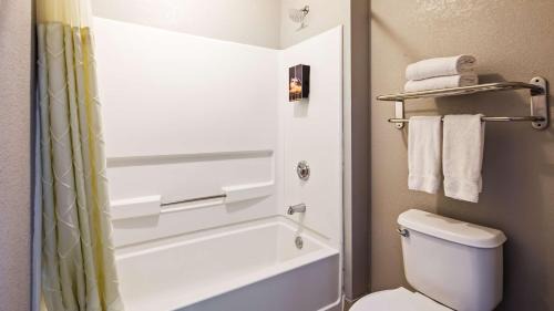 Kaufman Hotel | Bestway Inn