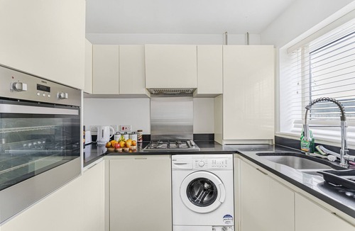 Dartford Apartment | Beth- Arcadia; Cozy apartment near everything