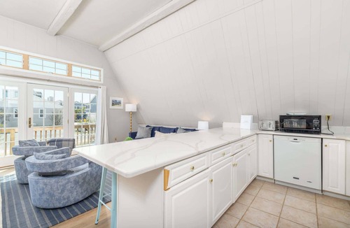 South Bethany Harbor House | Bethany Beach New Castle 4BR 2BA Canal Front Home