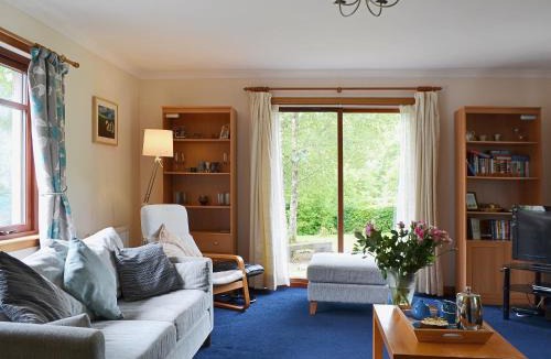 Strathblane House | Bethany Cottage