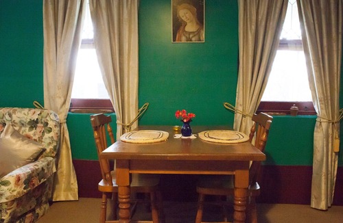 Bethany Bed & Breakfast | Bethany Cottages: Brick Cottage