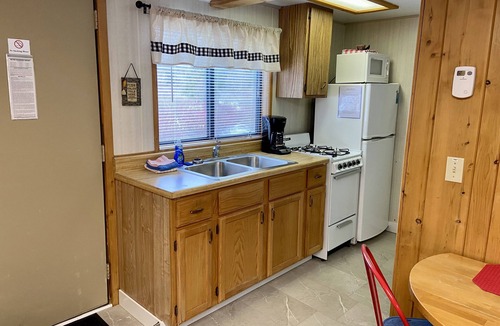 Benzonia Cabin | Betsie Riverside Resort