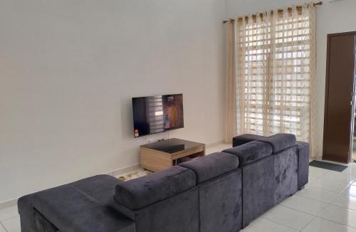 Ayer Panas House | Betta Imbellis Stay