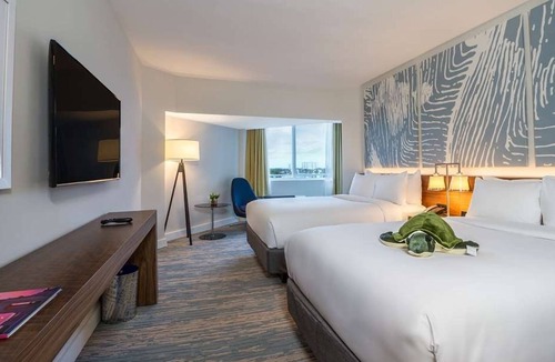 Central Beach Hotel | Better Choice for your Vacation! 2 Great Units, Onsite Heated Infinity Pools!