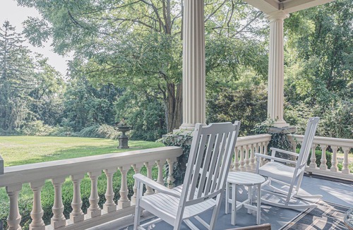 Kingston Hotel | Better Choice for your Vacation! Near Kingston-Ulster Airport, Free Parking