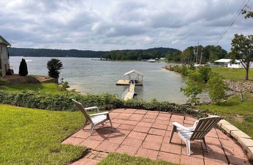 Bremen House | Betters View on Smith Lake