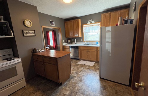 Coon Rapids House | Betts Farmhouse at Whiterock Conservancy