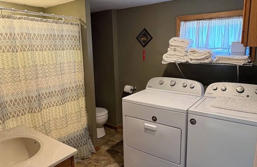 Coon Rapids House | Betts Farmhouse at Whiterock Conservancy