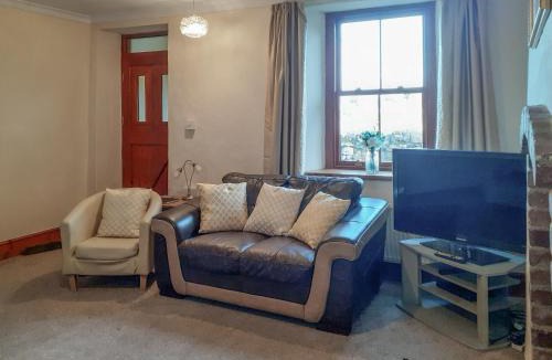 Llanbedrgoch House | Bettws Y Gwynt