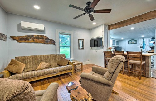 Blanco House | Betty B's River House < 1 Mi to Blanco State Park!