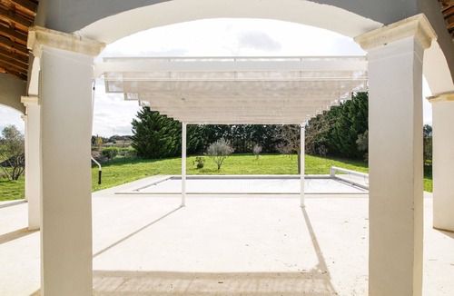 Jonquieres-Saint-Vincent Villa | Between Provence and Camargue