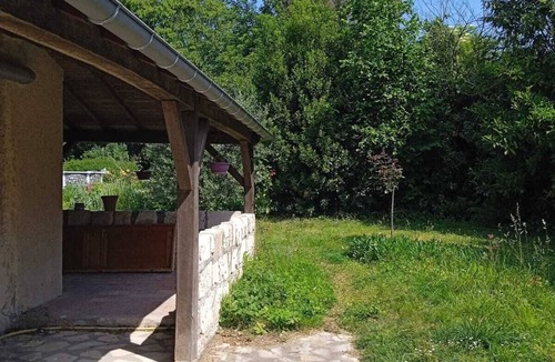 La Croix-en-Touraine House | Between Amboise and Chenonceaux, quiet, detached duplex apartment