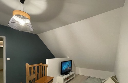 Escuilles House | Between capes and opal marshes