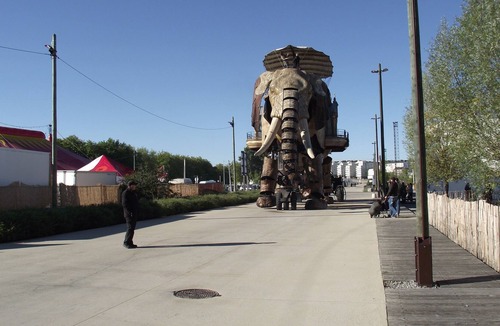 La Chevroliere House | Between city and countryside