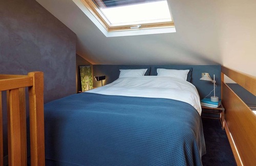 Bourseville Apartment | Between cliffs and Baie de Somme, with swimming pool.