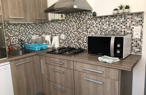 Sainte-Eulalie-en-Born House | Between ocean, lake and forest