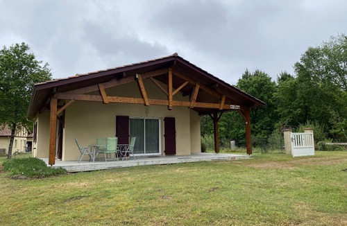 Sainte-Eulalie-en-Born House | Between ocean, lake and forest