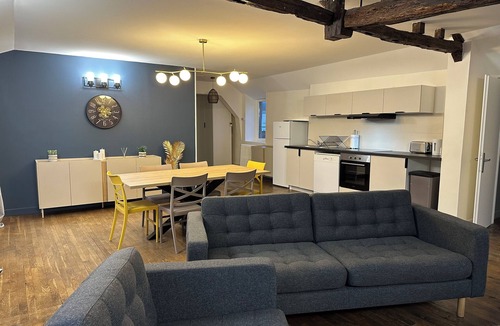 Bourges Apartment | Between les Marais and Cathedral