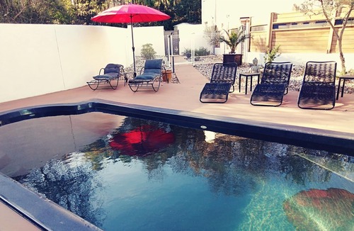 Saussines Condo | Between Nimes and Montpellier, lodging air-conditioned 4 pers. with a pool