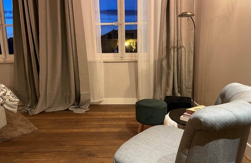 Vendresse House | Between ruins and castle., Chambre d'hôte avec lit king size