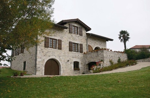 La Bastide-Clairence Apartment | BETWEEN SEA AND MOUNTAINS