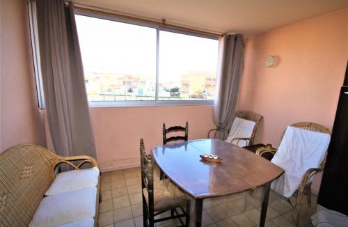 Frontignan Apartment | Between sea and marina
