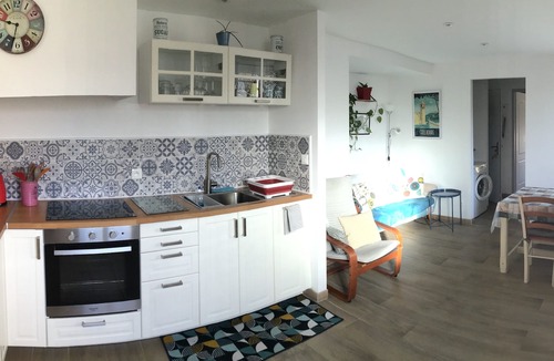 Ceret Apartment | Between Sea and Mountains