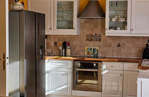 Tourrettes-sur-Loup Villa | Between sea and mountains
