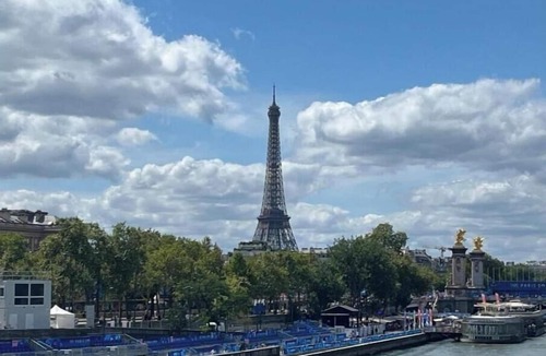 Auteuil Apartment | Between the Eiffel Tower and Bois de Boulogne, quiet, elegant apartment!
