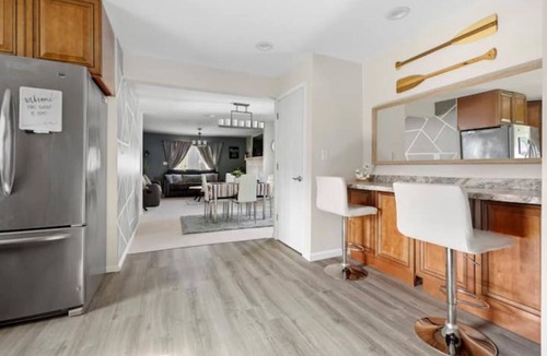 Syracuse House | Between the Lakes Retreat