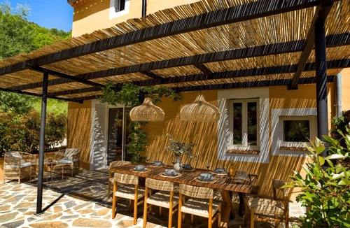 Montbolo House | Between the mountains and the sea, a profound and eco-chic nature experience in