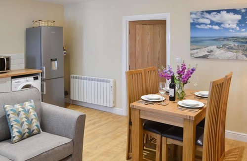 Amlwch House | Beudy Bach