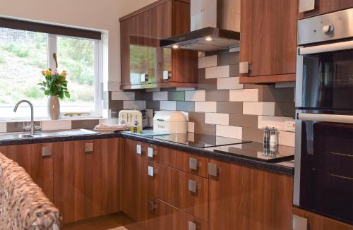 Llanfihangel-Ystrad House | Beudy-Oh2