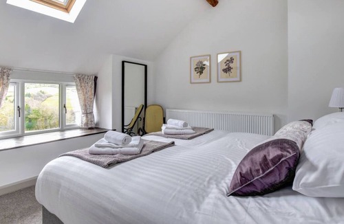 Machynlleth House | Beudy Tanllan in Machynlleth