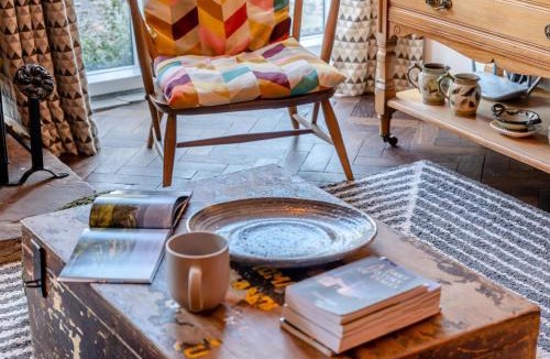 Llanfihangel Tal-y-llyn House | Beudyr Gamlas