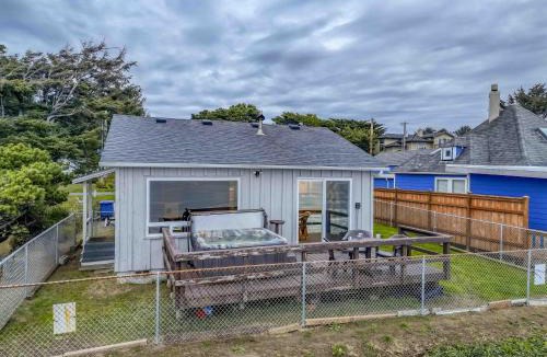 Beverly Beach House | Beverly Beach Whale Lookout