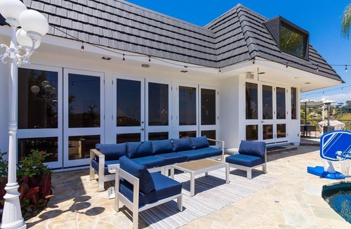 Beverly Hills House | Beverly Hills City Lights View Mansion