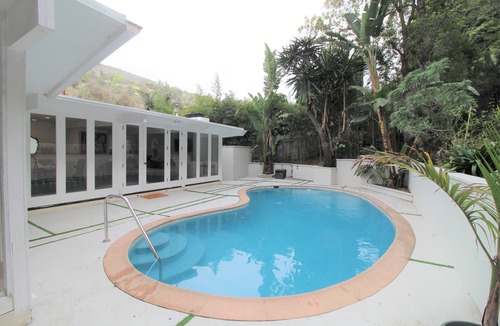Beverly Glen House | Beverly Hills, Ideal Location 2BD+ House with Heated Pool
