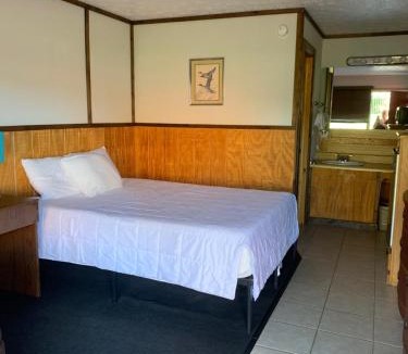 Aberdeen Hotel | Beverly Hills Inn