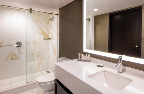 Pico - Robertson Hotel | Beverly Hills Marriott
