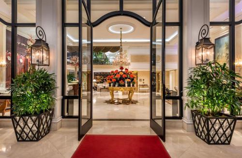 Westwood Hotel | Beverly Hills Plaza Hotel & Spa