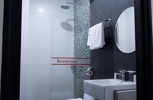 Larut Hotel | Beverly Hotel