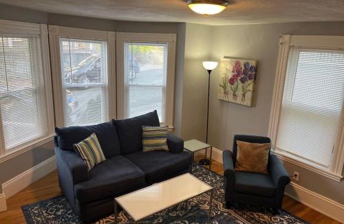 Beverly Apartment | Beverly, Salem, Dwtn, Water and Train