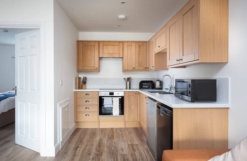 Wroxham Cottage | Bewick Swan - UKC2111