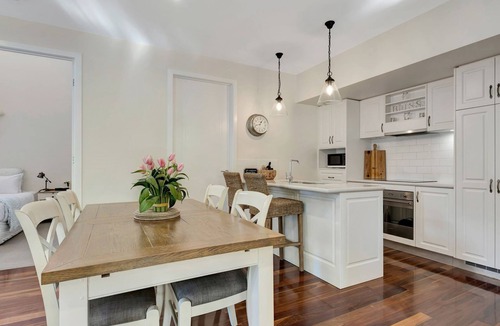 Bright House | Beyond Bliss - Guesthouse 2