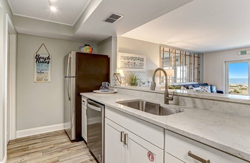 Fernandina Beach Condo | Beyond the Horizon: Oceanfront Sunrise Escape