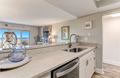 Fernandina Beach Condo | Beyond the Horizon: Oceanfront Sunrise Escape