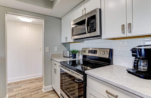 Fernandina Beach Condo | Beyond the Horizon: Oceanfront Sunrise Escape